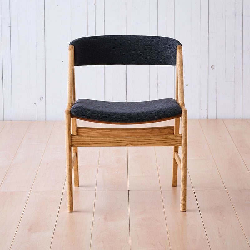 APE チェア | DOUBLEDAY ONLINE SHOP