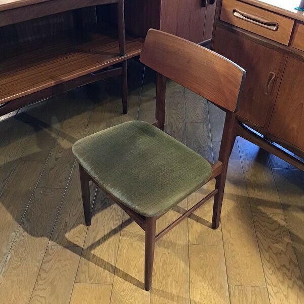 イギリス製 チャーチチェアChurch Chair | DOUBLEDAY ONLINE SHOP イギリス製 チャーチチェアChurch Chair | DOUBLEDAY ONLINE SHOP