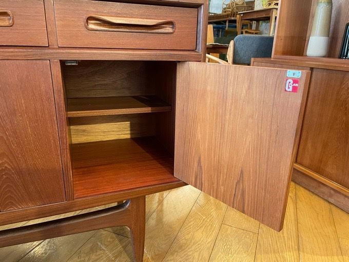 ジープラン フレスコ サイドボード G-Plan Fresco Sideboard