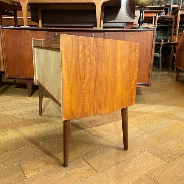 デンマーク製 チェスト Danish Chest of Drawers | DOUBLEDAY ONLINE SHOP