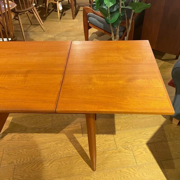 デンマーク製 ダニッシュ チーク デスク(伸長式） Danish Teak Desk