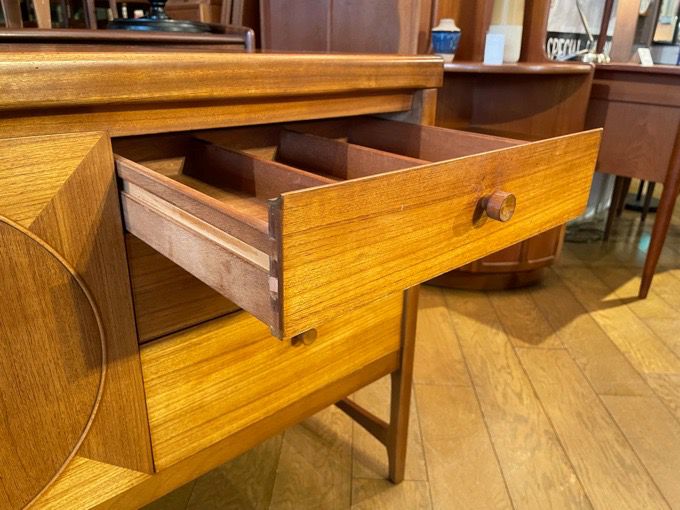 ネイサン サイドボード Nathan Sideboard | DOUBLEDAY ONLINE SHOP