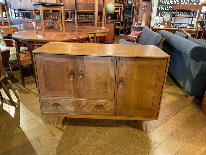 アーコール サイドボード Ercol Sideboard | DOUBLEDAY ONLINE SHOP