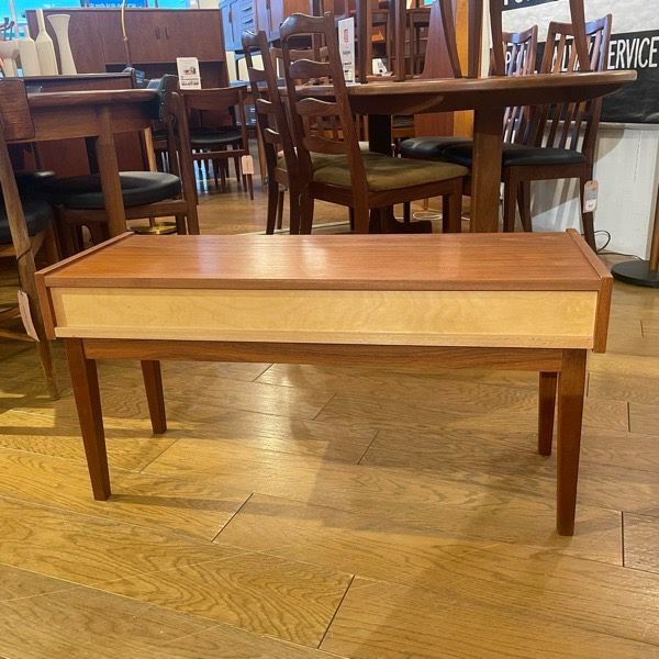 デンマーク製 サイドテーブル Danish Side Table | DOUBLEDAY ONLINE SHOP